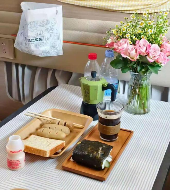 房我们把房车改成移动的家开元棋牌app不买房不租